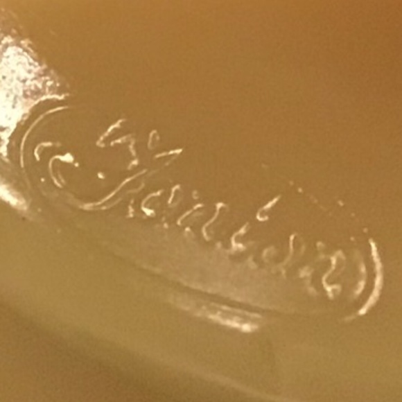 22 - Fenton Vintage RARE Burmese Vaseline Glass Basket - Picture 6 of 6